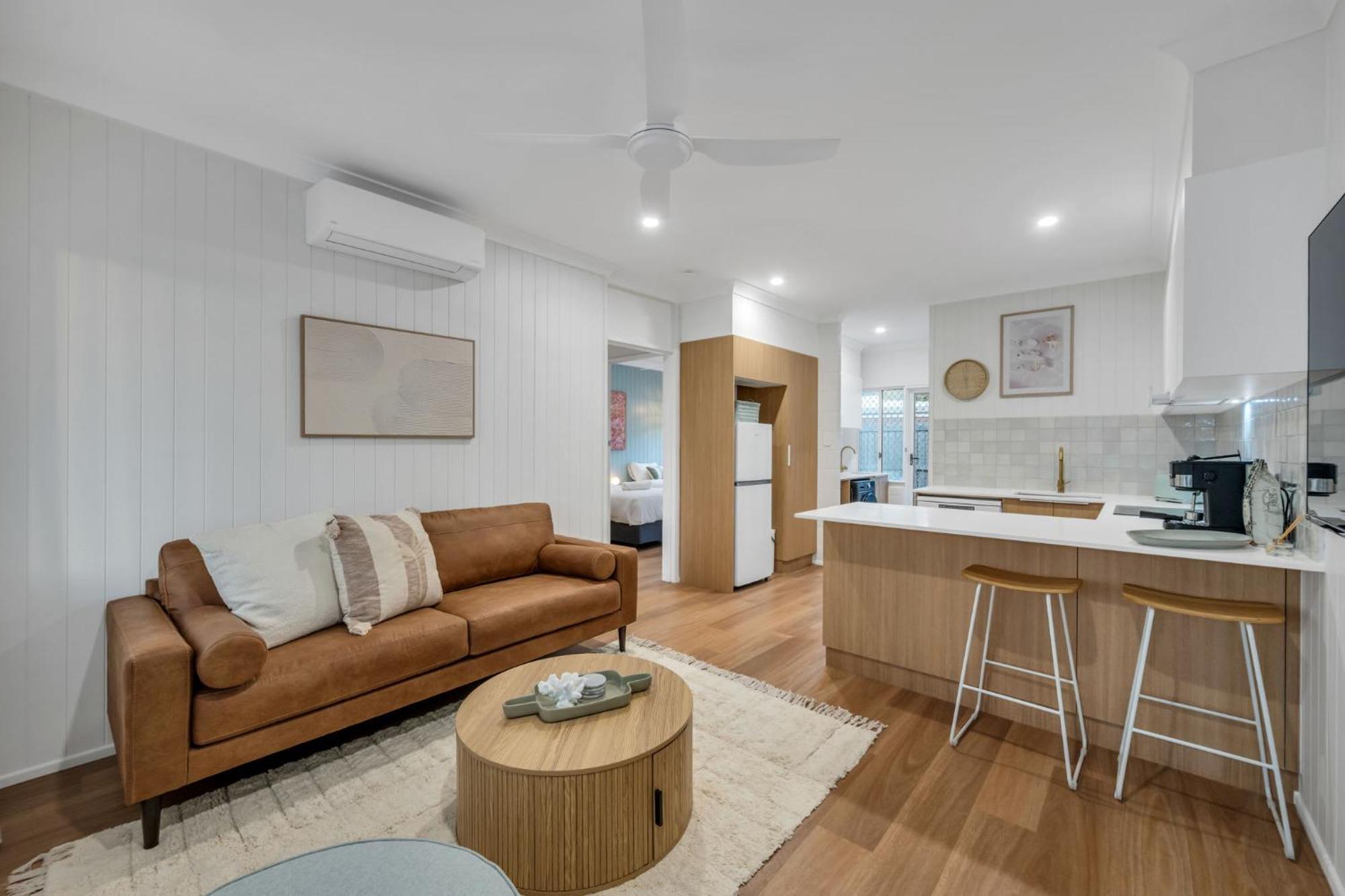Apartment Seabreeze Units